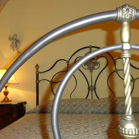 Corti Carmela Oda ve Kahvaltı