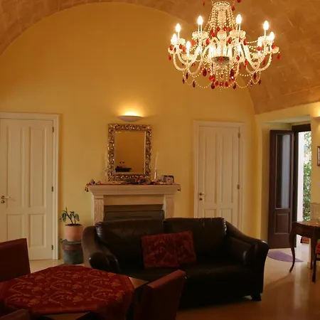 Corti Carmela 3*